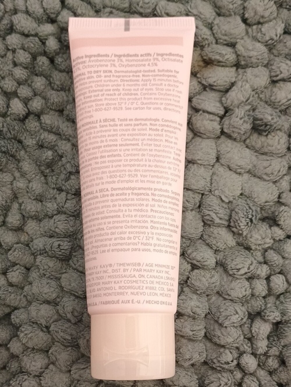 Mary Kay TimeWise Day Cream SPF 30 - Light Pink Tube - Picture 2 of 2